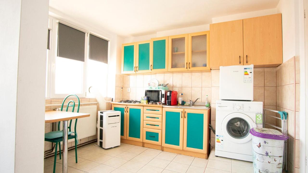 Central Apartment Timisoara Ngoại thất bức ảnh