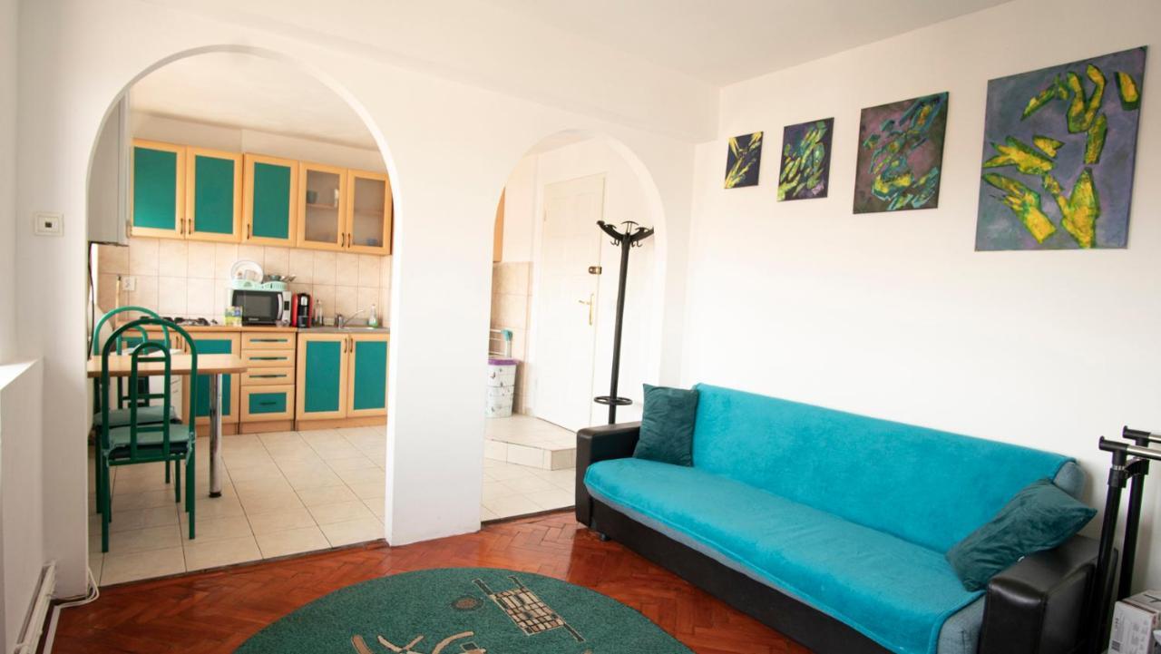 Central Apartment Timisoara Ngoại thất bức ảnh